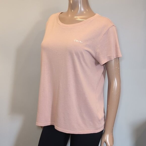 3/$20 H&M Divided Basic Tshirt Love Embroidered Powder Pink Short Sleeve Top - Picture 7 of 11